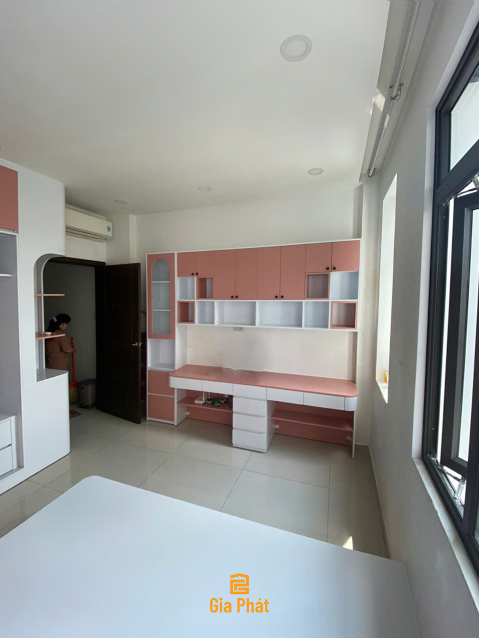 Bàn học kệ sách cho nhà anh Đăng