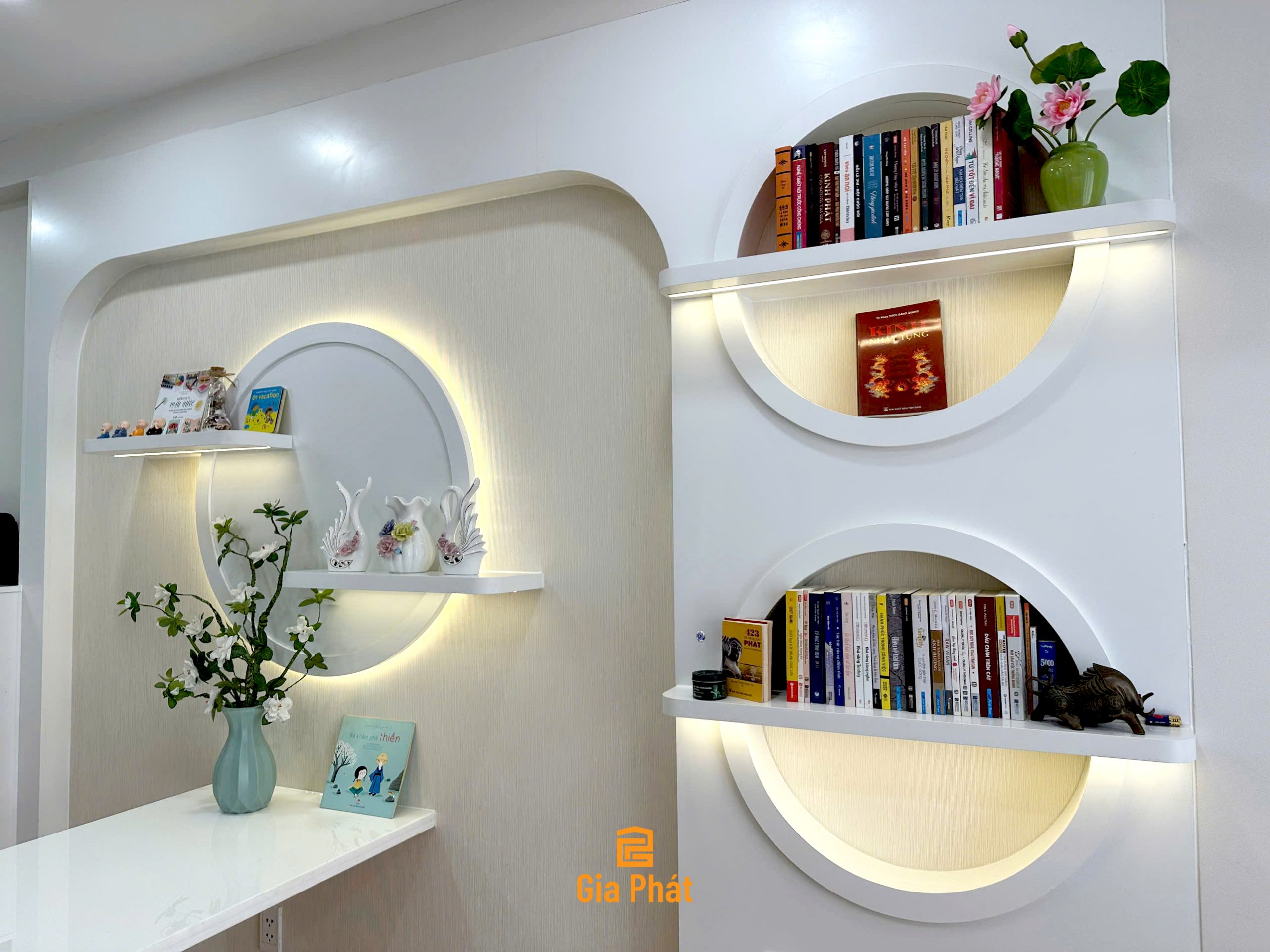 Hoàn thiện công trình thực tế full nội thất phòng ngủ nhà chị Oanh