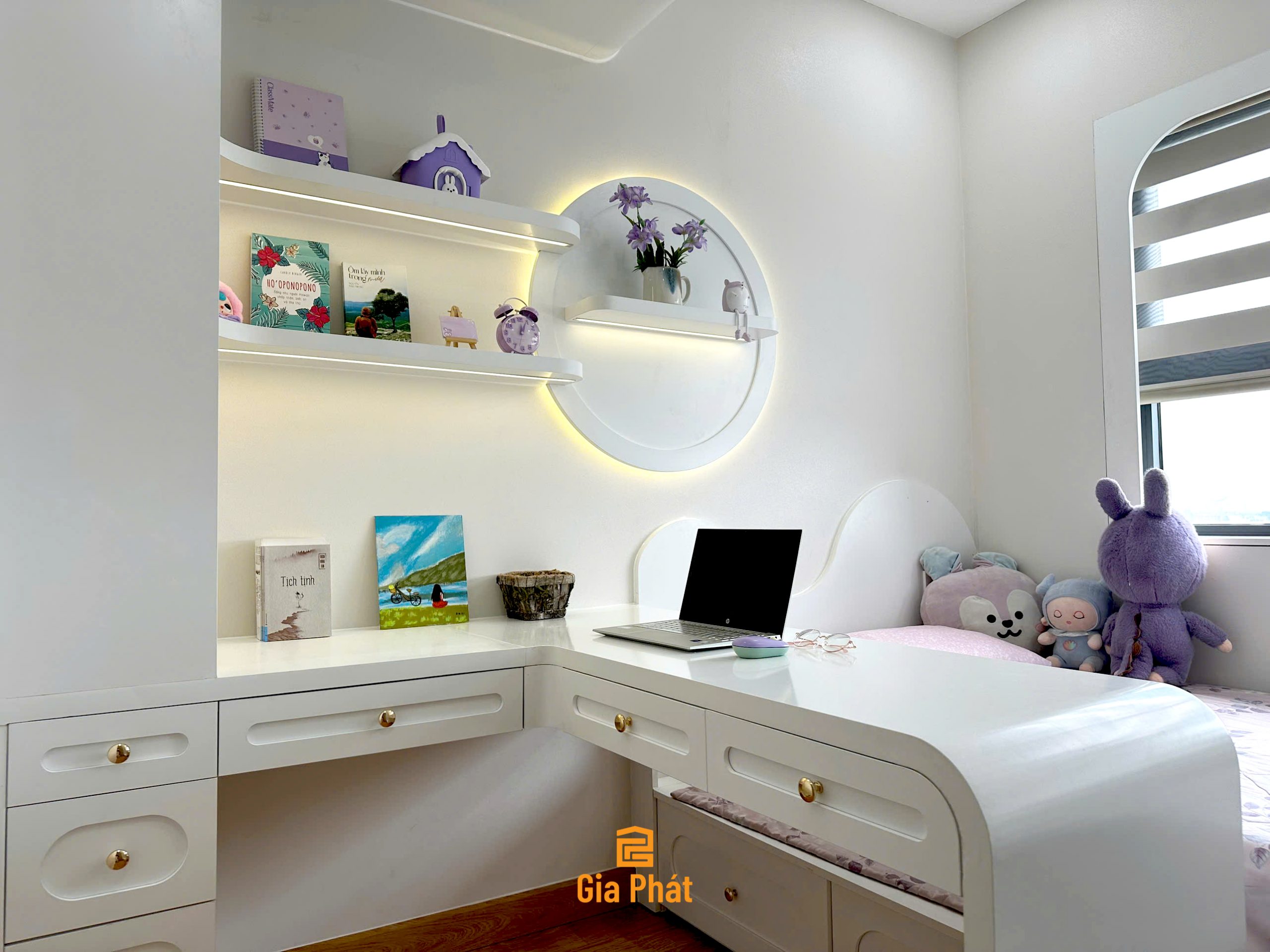 Hoàn thiện công trình thực tế full nội thất phòng ngủ nhà chị Oanh