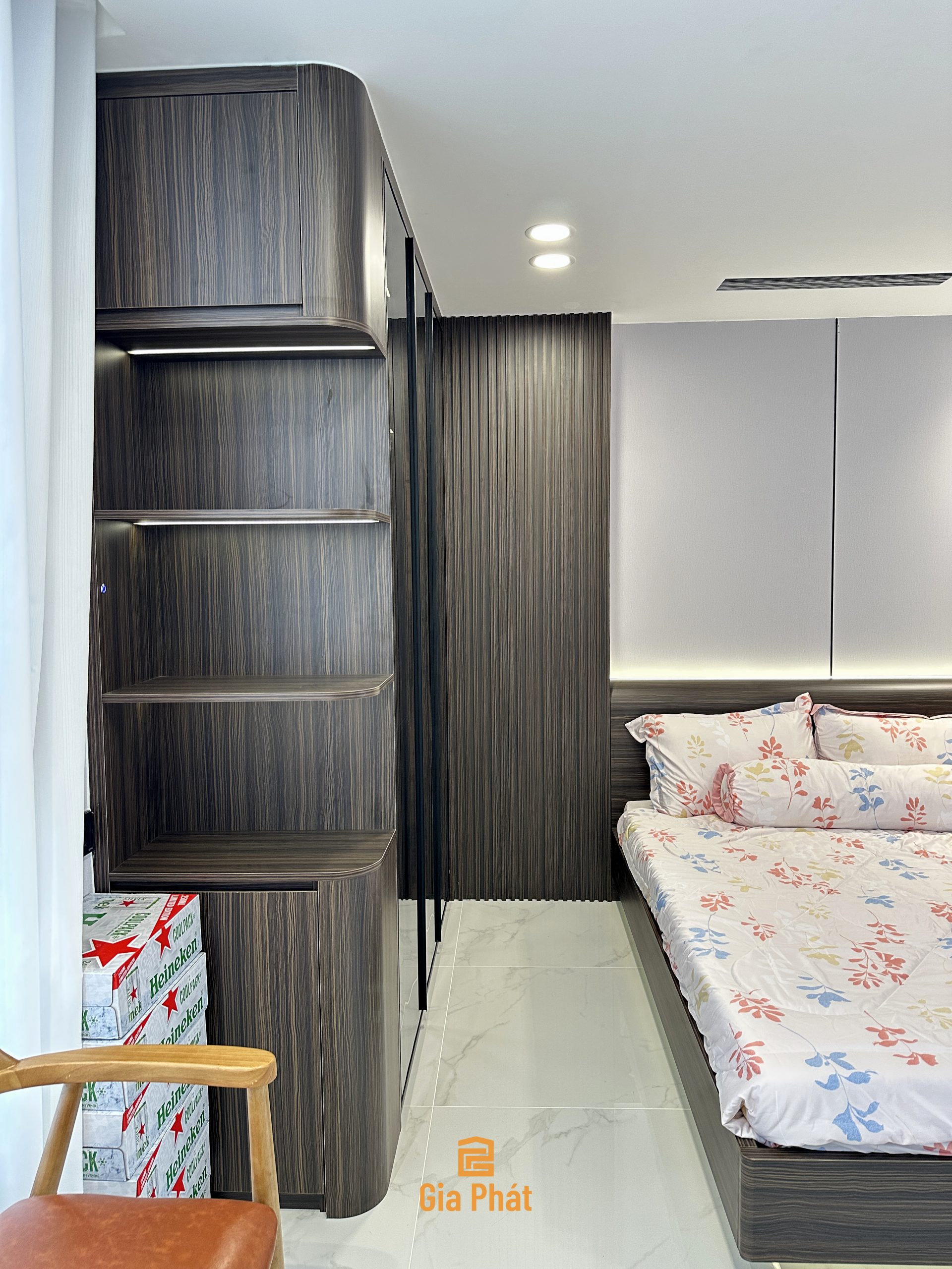 Hoàn thiện nội thất nhà ở kết hợp văn phòng