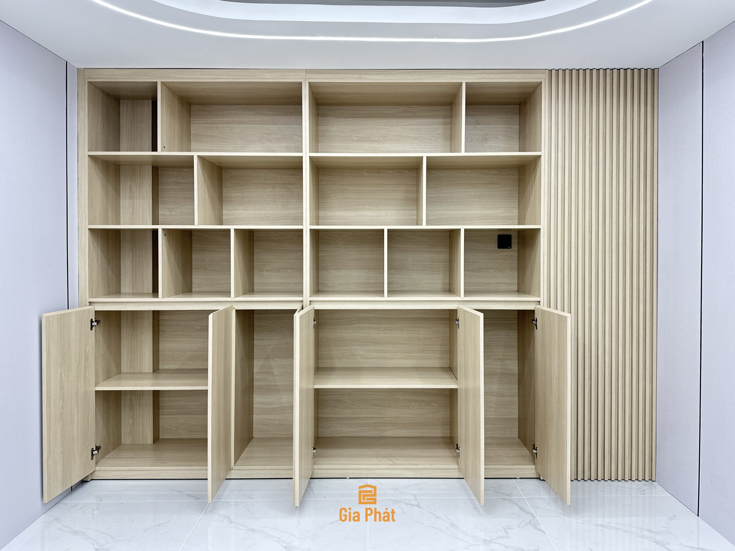 Hoàn thiện nội thất nhà ở kết hợp văn phòng