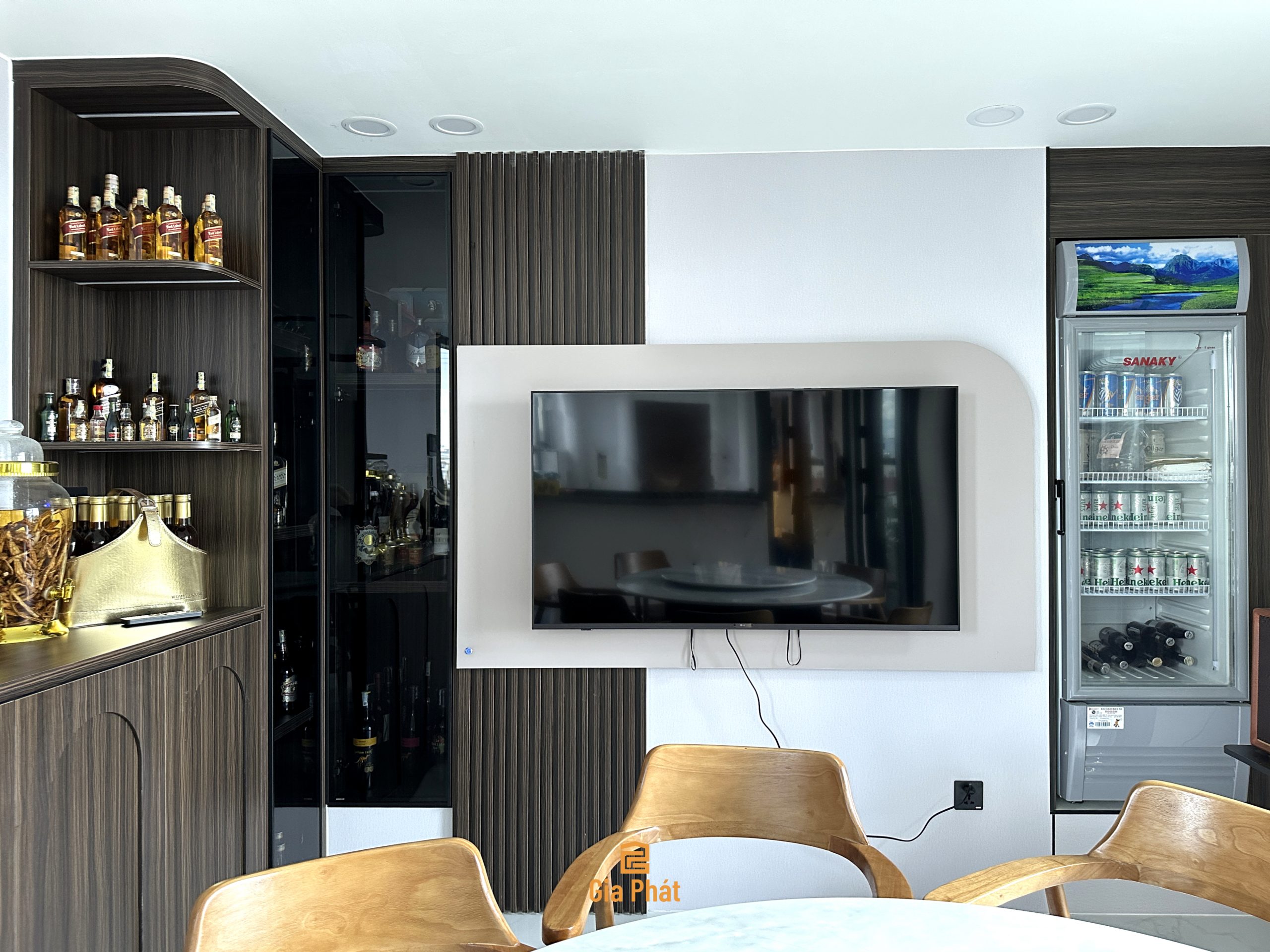 Hoàn thiện nội thất nhà ở kết hợp văn phòng
