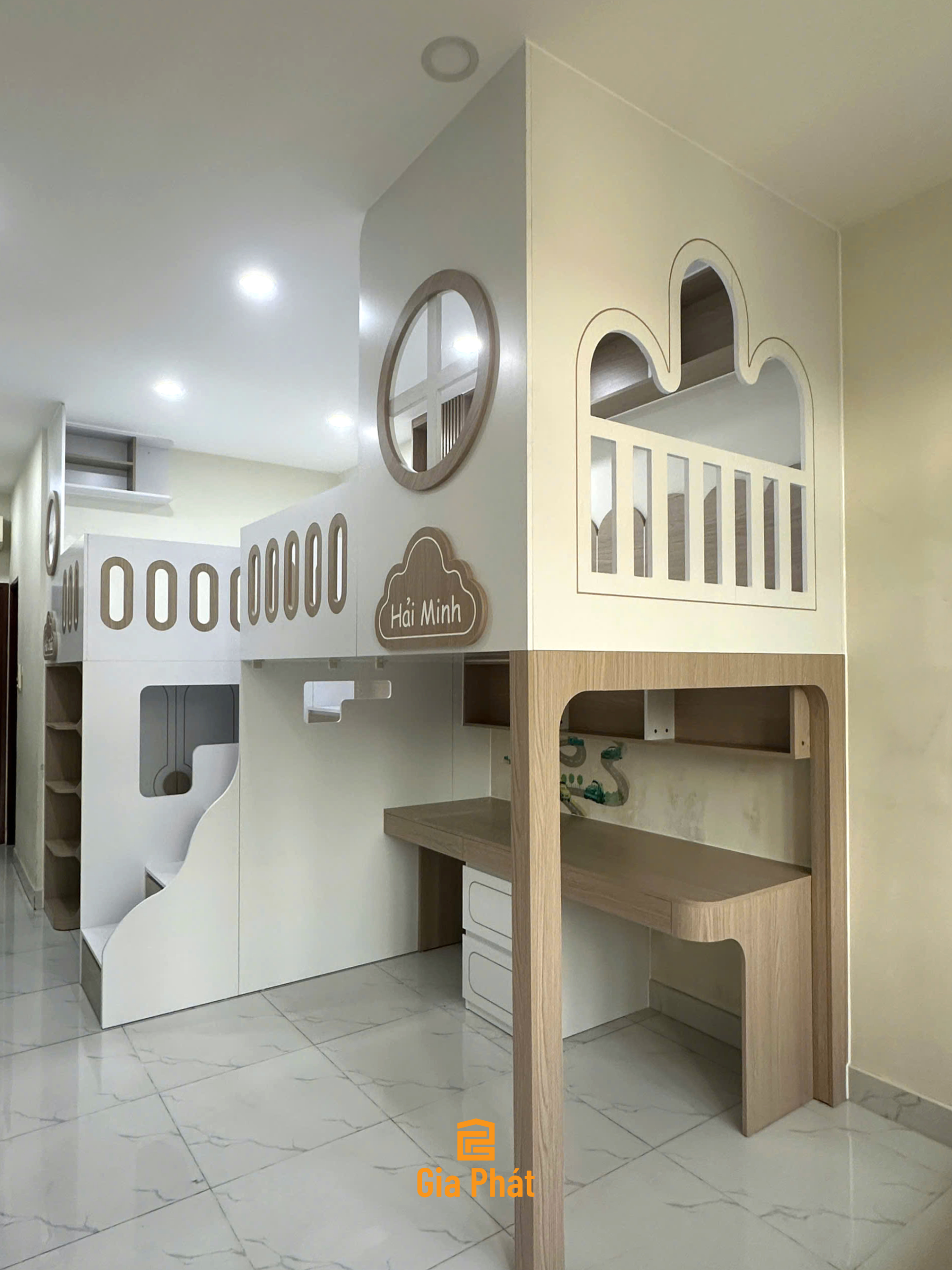 Phòng ngủ cho 2 bé trai với 2 giường tâng riêng biệt